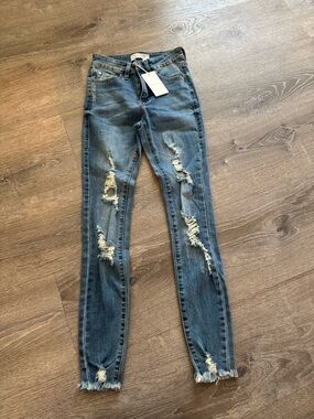 Ripped Skinny Jeans in Medium Blue - Women